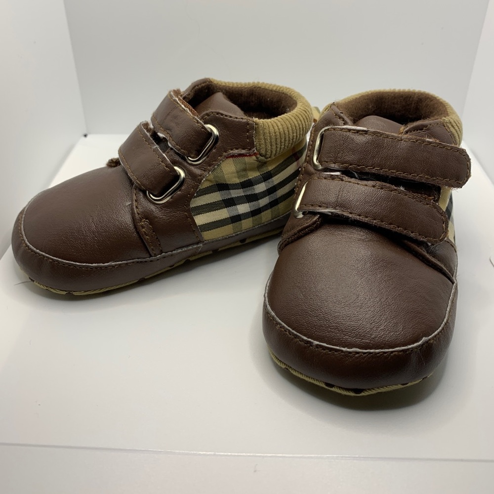 Burberry Toddler Shoes Toddler size 4